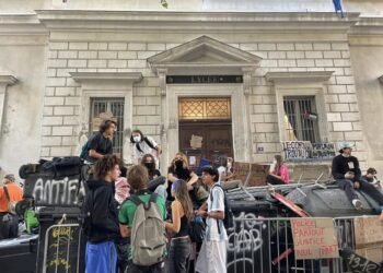 Grevă generală în Franța, pregătiri pentru proteste tensionate