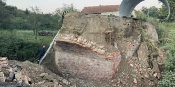 Podul Turcului s-a prăbușit după mai bine de două secole de existență