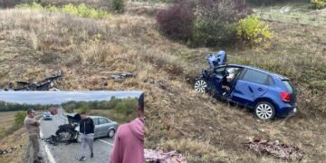 Trei oameni, la spital după o coliziune puternică în Câmpu Mare