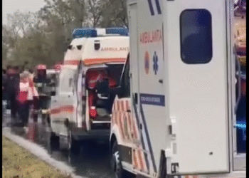 Patru copii și doi adulți au ajuns la spital. Cine i-a ajutat!