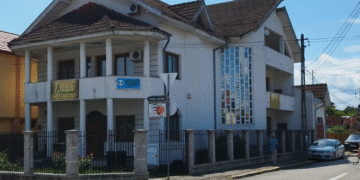 Hoteluri și pensiuni din Târgu Jiu, transformate în birouri pentru funcționarii statului