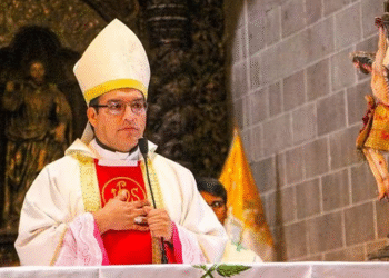 Episcopul cu 17 amante, dat în vileag de menajeră
