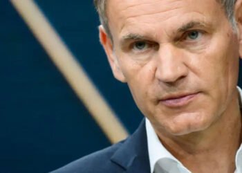 Schimbare majoră la vârful Porsche: fostul CEO McLaren va prelua conducerea companiei