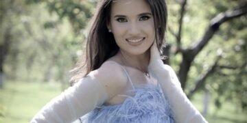 A murit în ziua în care a născut