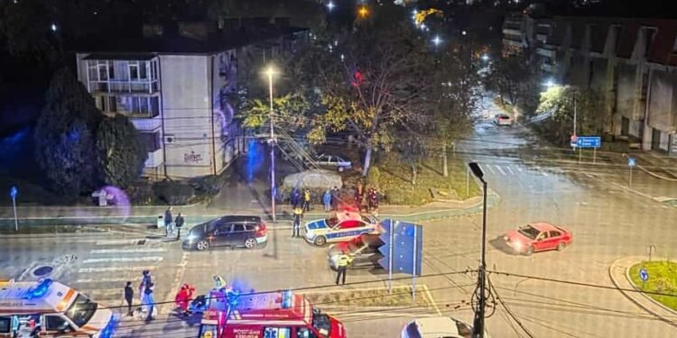 Două eleve lovite pe trecerea de pietoni