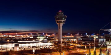 Zboruri anulate la Munchen după apariția dronelor: mii de pasageri blocați în aeroport