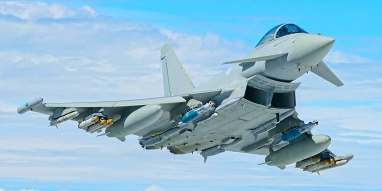 Turcia cumpără 20 de avioane Eurofighter Typhoon din Marea Britanie