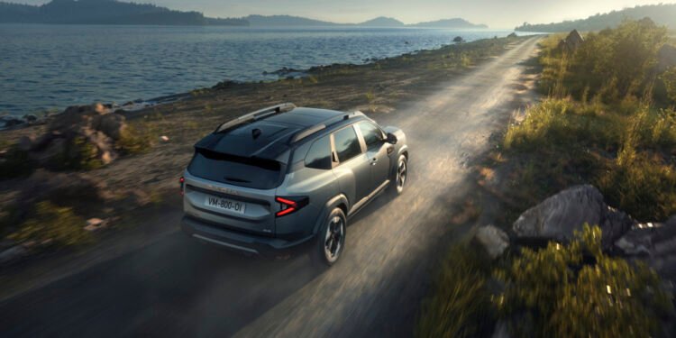 Dacia lansează un nou model în 2026 și accelerează electrificarea gamei