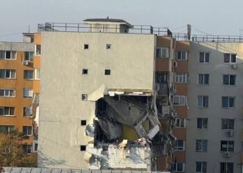 O tânără care a murit sub dărâmături era însărcinată