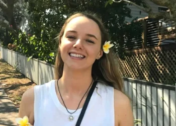 A murit la scurt timp după ce a născut – „A apucat să-și țină fiul în brațe o singură dată”