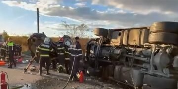 Au murit după o depășire pe linie continuă