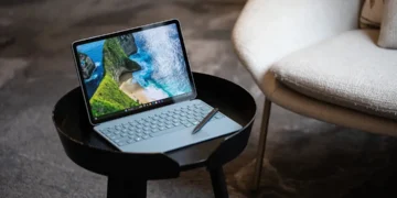 Microsoft mută strategic pentru a reduce dependența de China