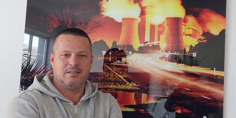 Un pensionar din CE Oltenia anunță proteste pentru salvarea companiei