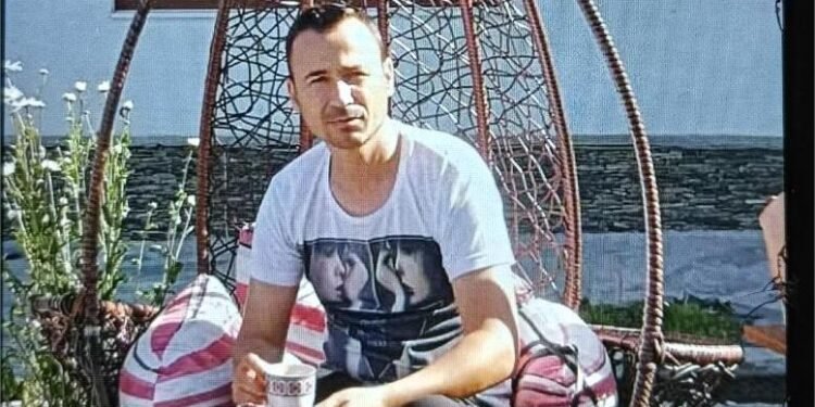 Om de afaceri din Gorj, ridicat de mascați