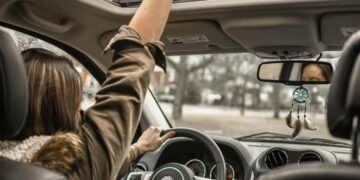 O educatoare din Gorj a fost prinsă beată la volan