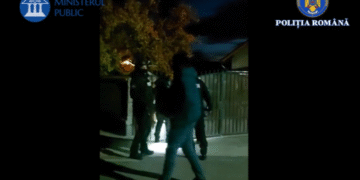 Hoții de vaci și generatoare, săltați de mascați! Unul a fugit și e dat în urmărire