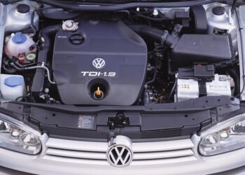 Mașina cu care un neamț a mers un milion de kilometri. Nu se mai fac piesele de altădată!