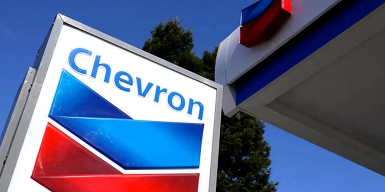 Americanii de la Chevron, interesați să cumpere Lukoil