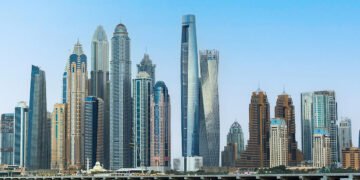 Cel mai înalt hotel din lume s-a deschis oficial în Dubai: Ciel Dubai Marina atinge 377 de metri