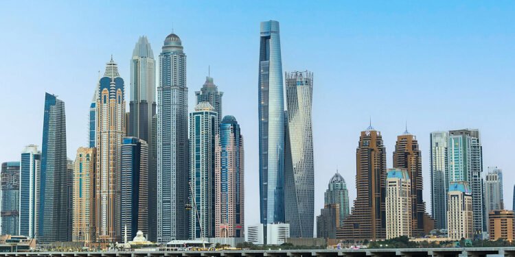 Cel mai înalt hotel din lume s-a deschis oficial în Dubai: Ciel Dubai Marina atinge 377 de metri