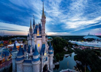 Val de decese misterioase la Disney World