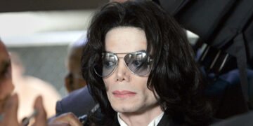 Michael Jackson, primul artist din istorie cu hituri Billboard în șase decenii!