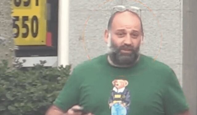 Zelenski blochează, prin decret, activele prietenului său corupt