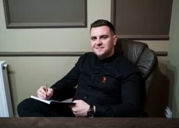 Cine este tânărul medic craiovean prins cu droguri