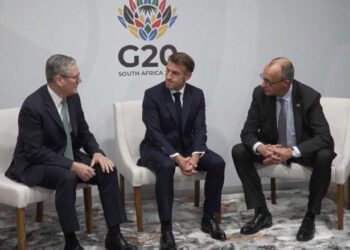Macron, Merz și Starmer, discuții de ultimă oră la G20 despre planul controversat al SUA pentru Ucraina