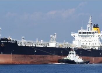 Pirații somalezi au capturat un petrolier sub pavilion maltez