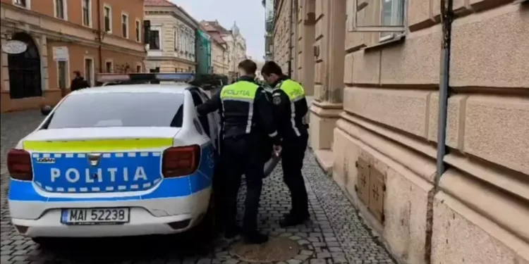 Copilă de 10 ani, înjunghiată de mamă. Micuța dormea!