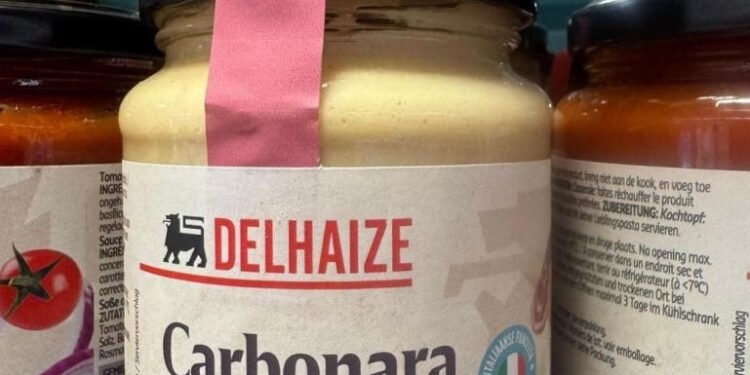 Italia cere anchetă după ce „sosuri italiene false” au fost găsite în supermarketul Parlamentului European