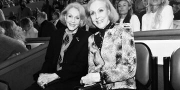 Surorile Kessler, legende ale scenei europene, au murit în aceeași zi la 89 de ani