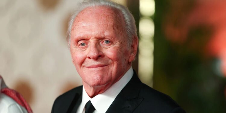 Anthony Hopkins marchează 50 de ani de sobrietate: „Am ales viața” – mesaj puternic pentru fani