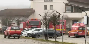 Tavanul unui hotel de lux, prăbușit peste turiști