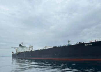 Criză pe mările Americii: peste 30 de petroliere „blocate” în Venezuela, după ce SUA au confiscat un superpetrolier încărcat cu petrol