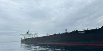 Criză pe mările Americii: peste 30 de petroliere „blocate” în Venezuela, după ce SUA au confiscat un superpetrolier încărcat cu petrol