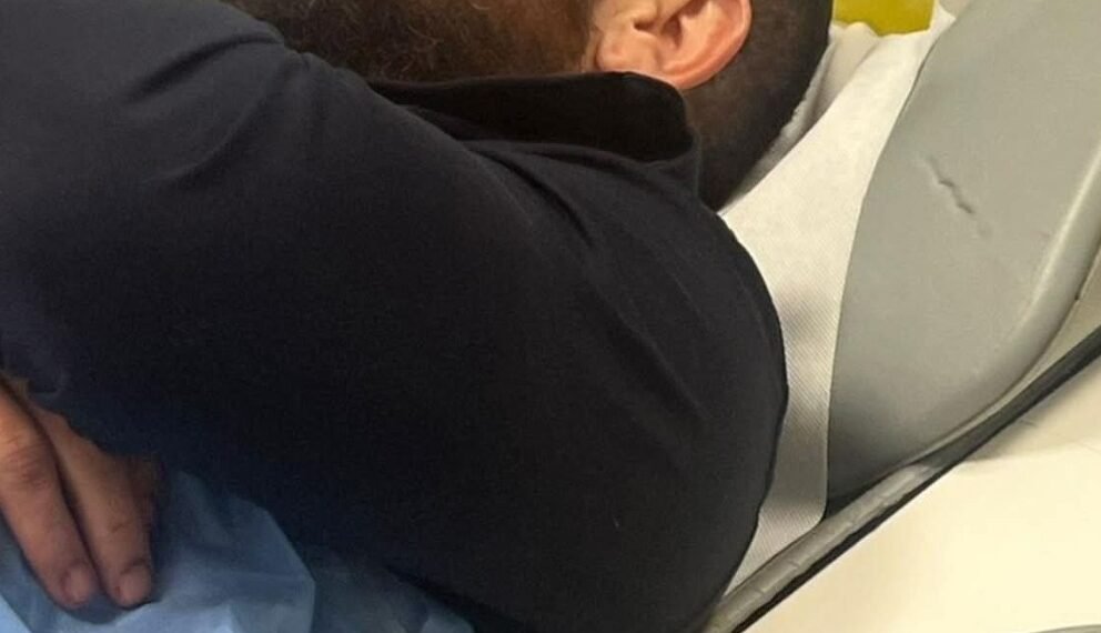 „Sănducu”, bătut aproape până la moarte! Risc major să-și piardă un ochi