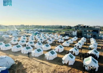 Arabia Saudită ridică o tabără de urgență în Gaza: peste 250 de corturi pentru familiile rămase fără adăpost