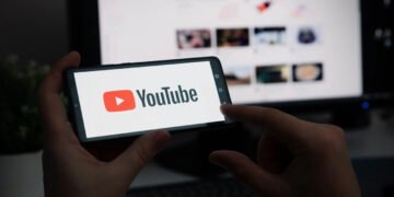 Invazia „mizeriei AI” pe YouTube: Unul din cinci clipuri recomandate noilor utilizatori este conținut artificial de slabă calitate