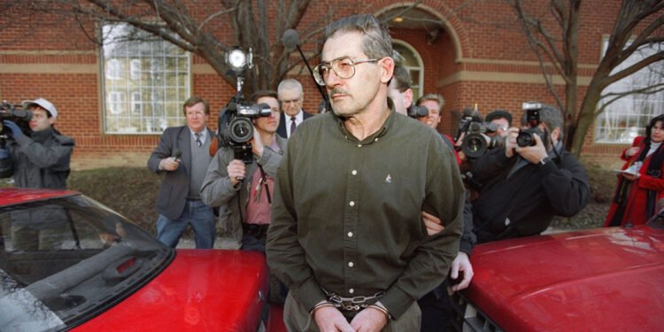 Sfârșit în spatele gratiilor pentru cel mai notoriu trădător al CIA: Aldrich Ames a murit într-o închisoare federală