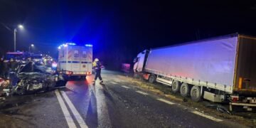 Șofer de 19 ani, prăpădit în accident