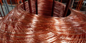 Lovitură incredibilă la o bază militară britanică: 56 de tone de cablu de cupru, furate sub nasul armatei