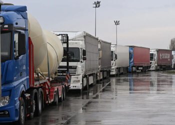 Blocadă la granițele din Balcanii de Vest: transportatorii protestează împotriva noilor reguli de intrare în UE