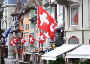 Elveția ia în calcul o creștere temporară a TVA pentru reînarmare. Guvernul estimează costuri de peste 30 de miliarde de franci