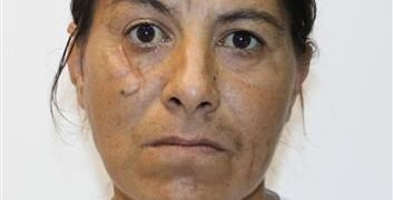 Alertă în Gorj! Mamă fugită de acasă cu doi copii mici