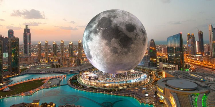 Când va fi construit primul hotel pe lună. Se fac deja rezervări!