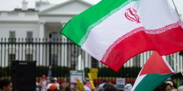 Statele din Golf au intervenit decisiv: Trump ar fi renunțat la un atac asupra Iranului