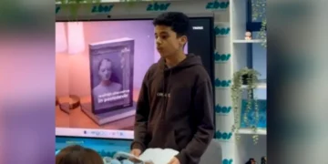 Povestea lui Karim, un copil care a fugit din război și și-a găsit liniștea la Motru