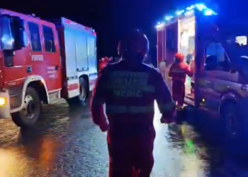 Opt răniți pe DN66